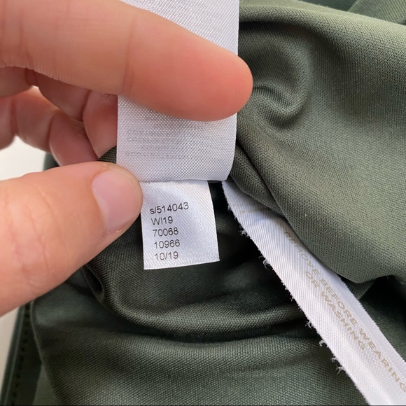 Ann Taylor • Green Faux Leather Shift Dress • 14 - Picture 9 of 10